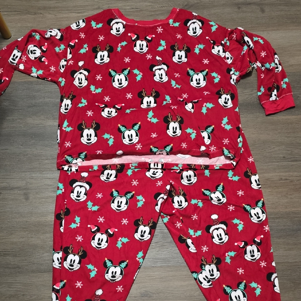 Disney Red Mickey Mouse Pajama Set